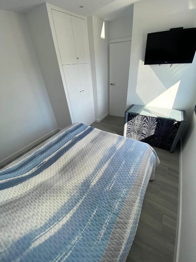 Appartement Vues Mer Proche Plage Roses Exterior photo